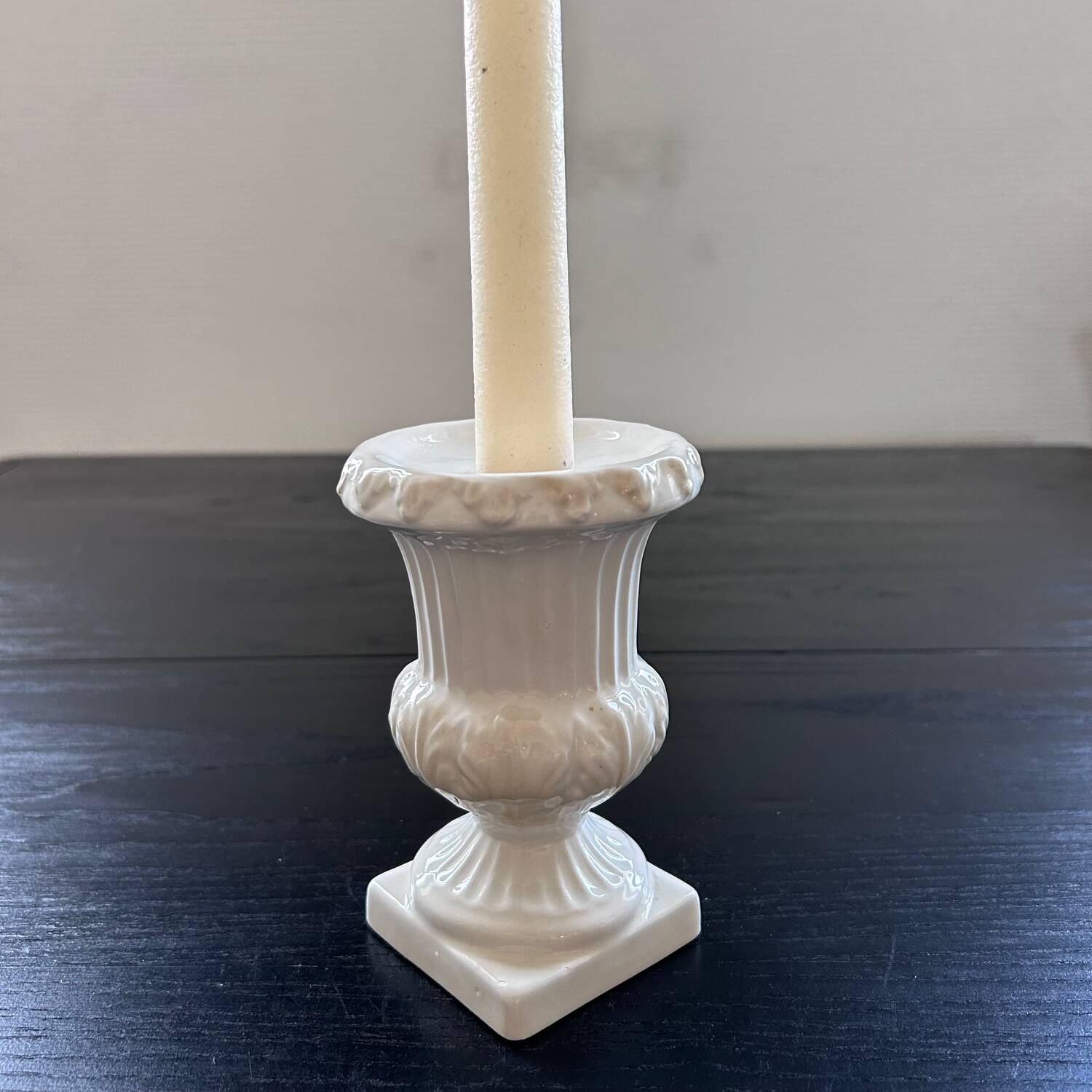 Medici vase-shaped candle holder