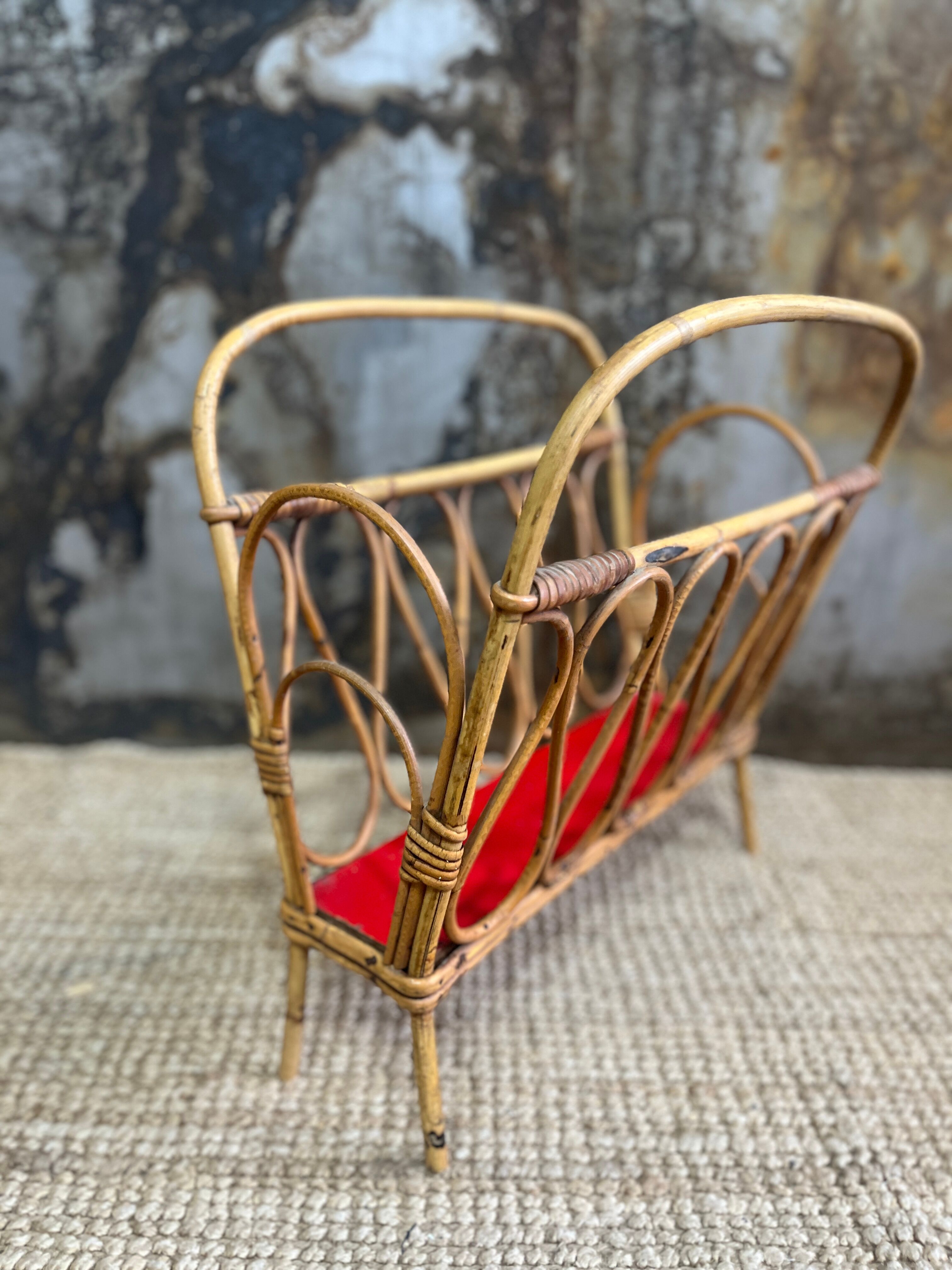 Wicker magazine holder