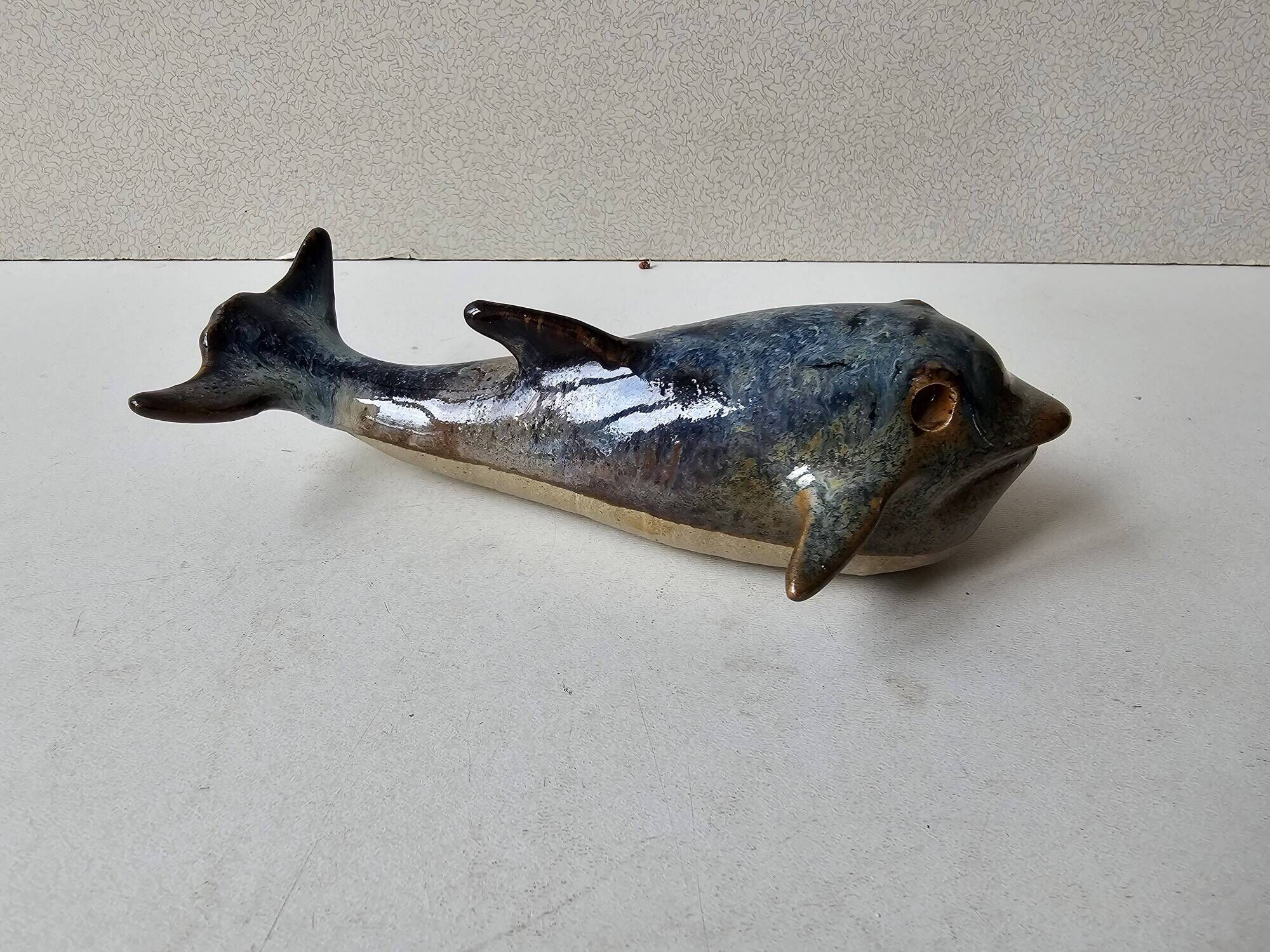 Blue ceramic whale sculpture signed (Signature to be identified)
