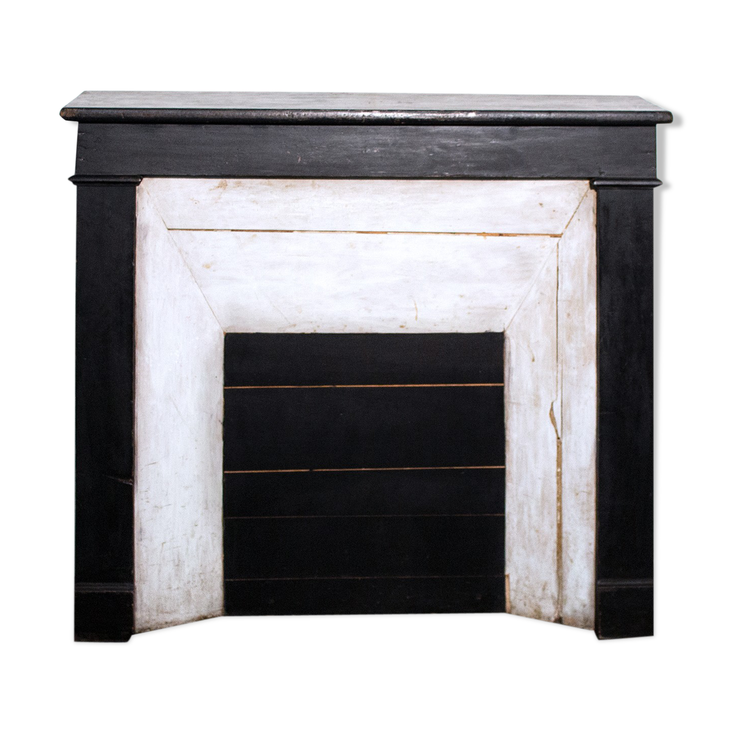 Wood fireplace