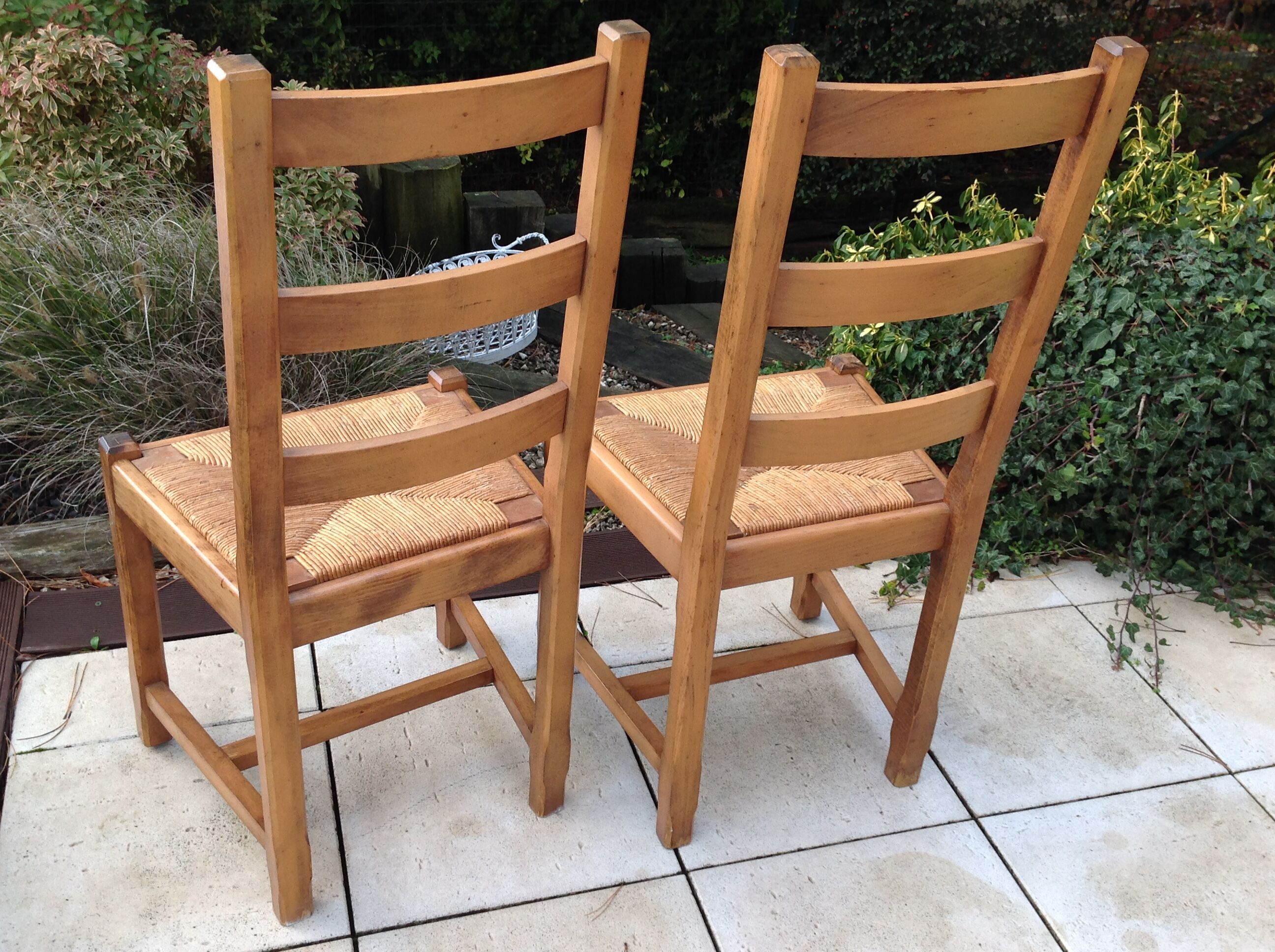 Pair of mulched / vintage chairs 60s-70s