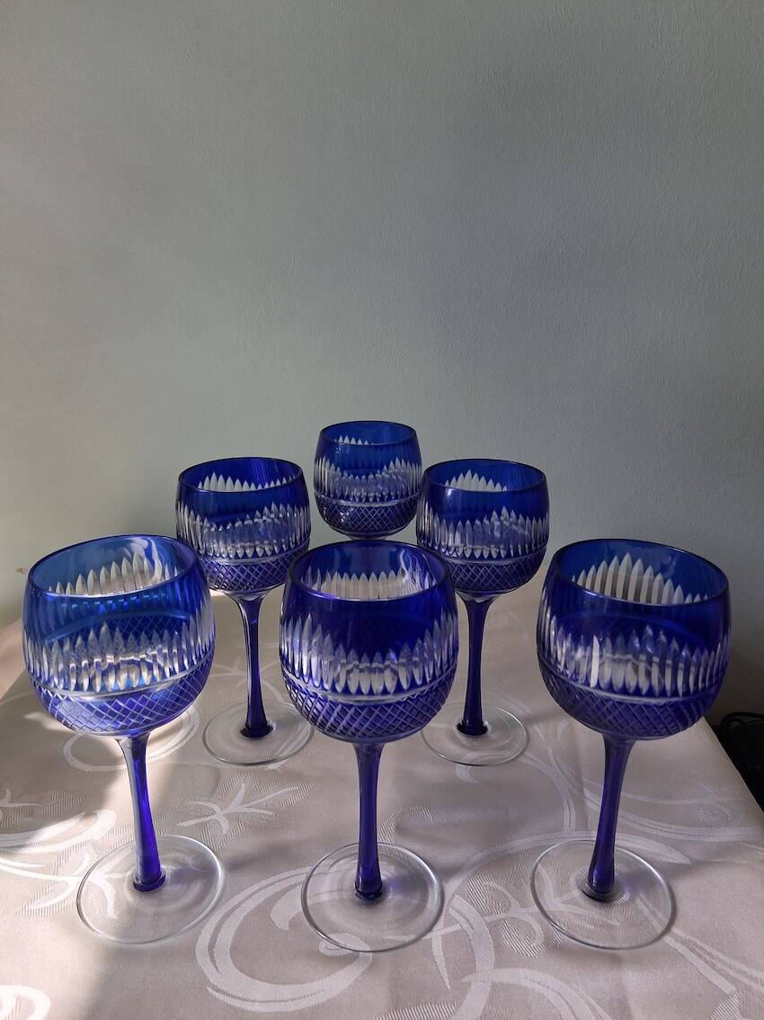 6 colored and engraved glass stemmed glasses