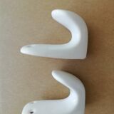 Lot de 2 patères en porcelaine