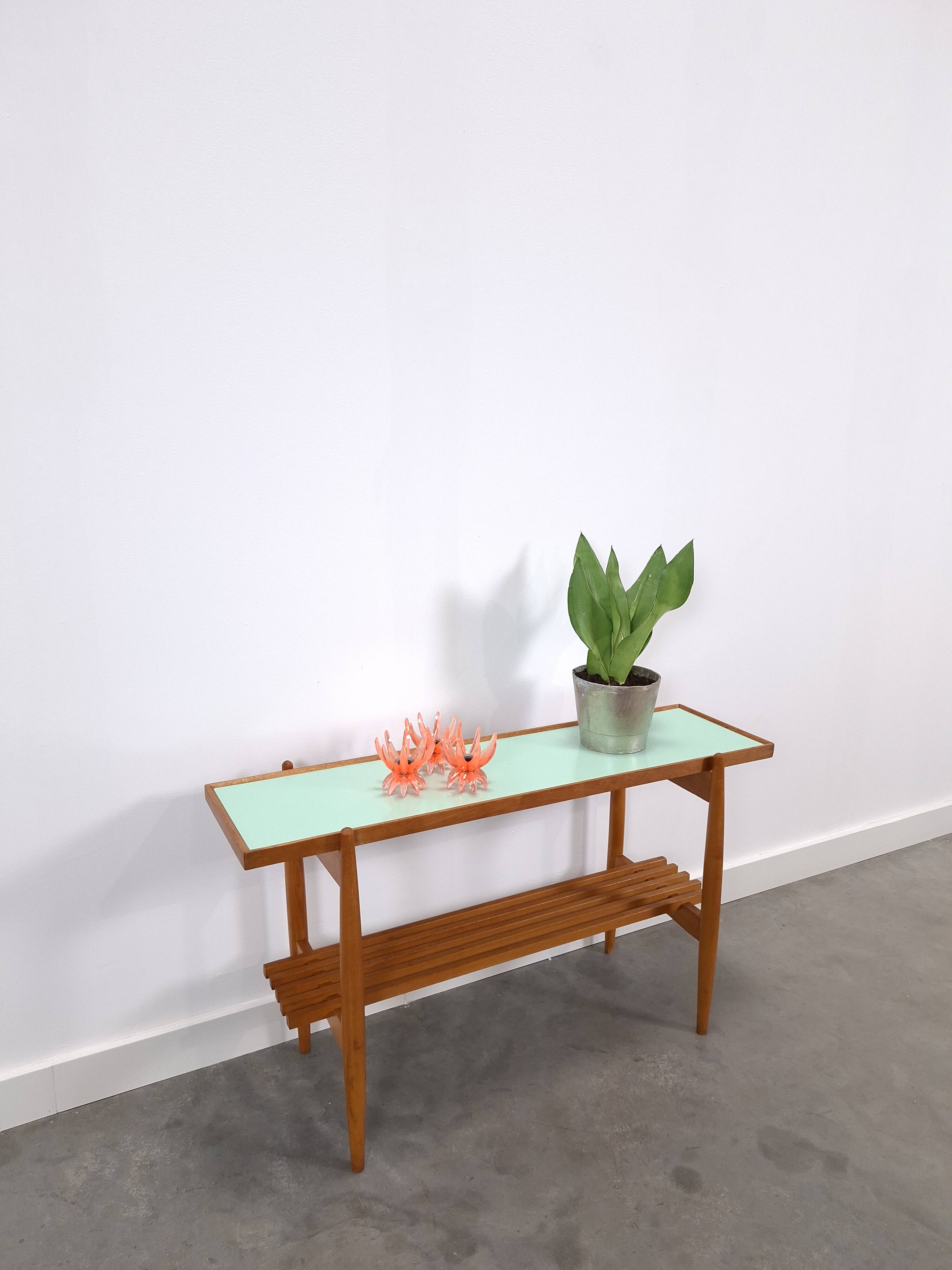 Vintage houten side table met mintgroen formica blad
