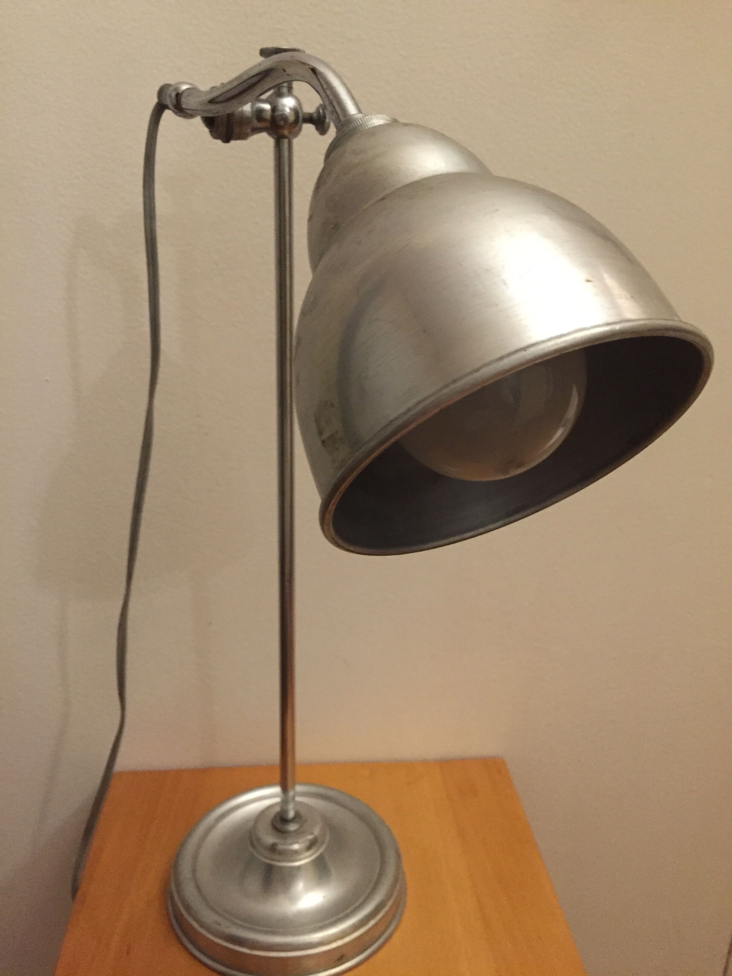 Lampe de bureau articulée ancienne