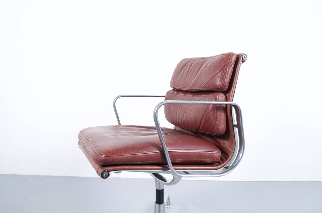 EAMES ARMCHAIR HERMAN MILLER ICF SOFT PAD EA 208 1970s