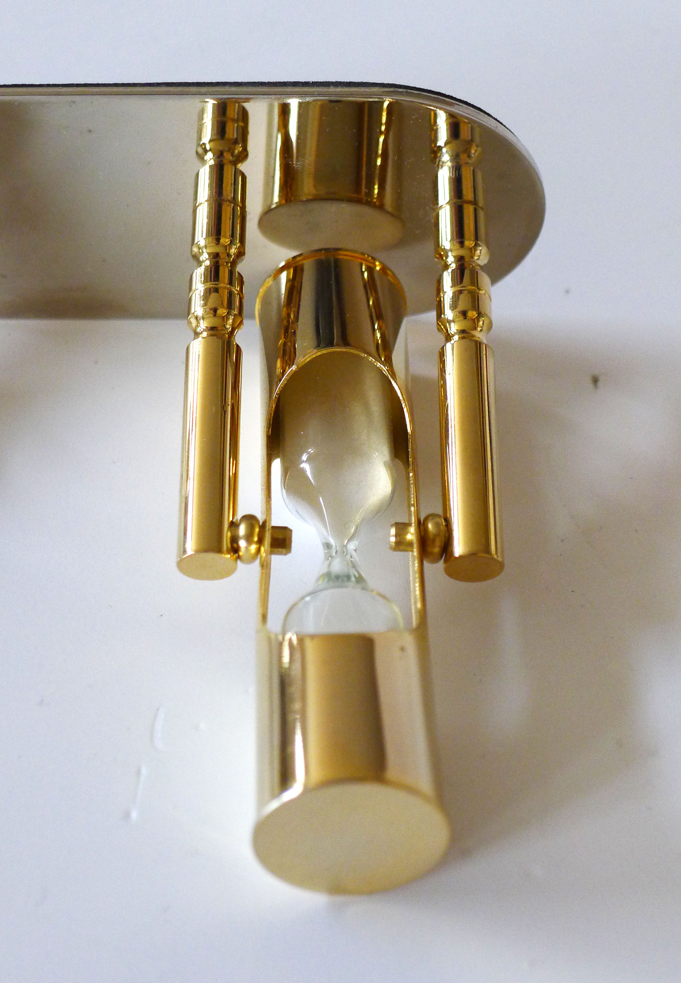 Hourglass & pen holder