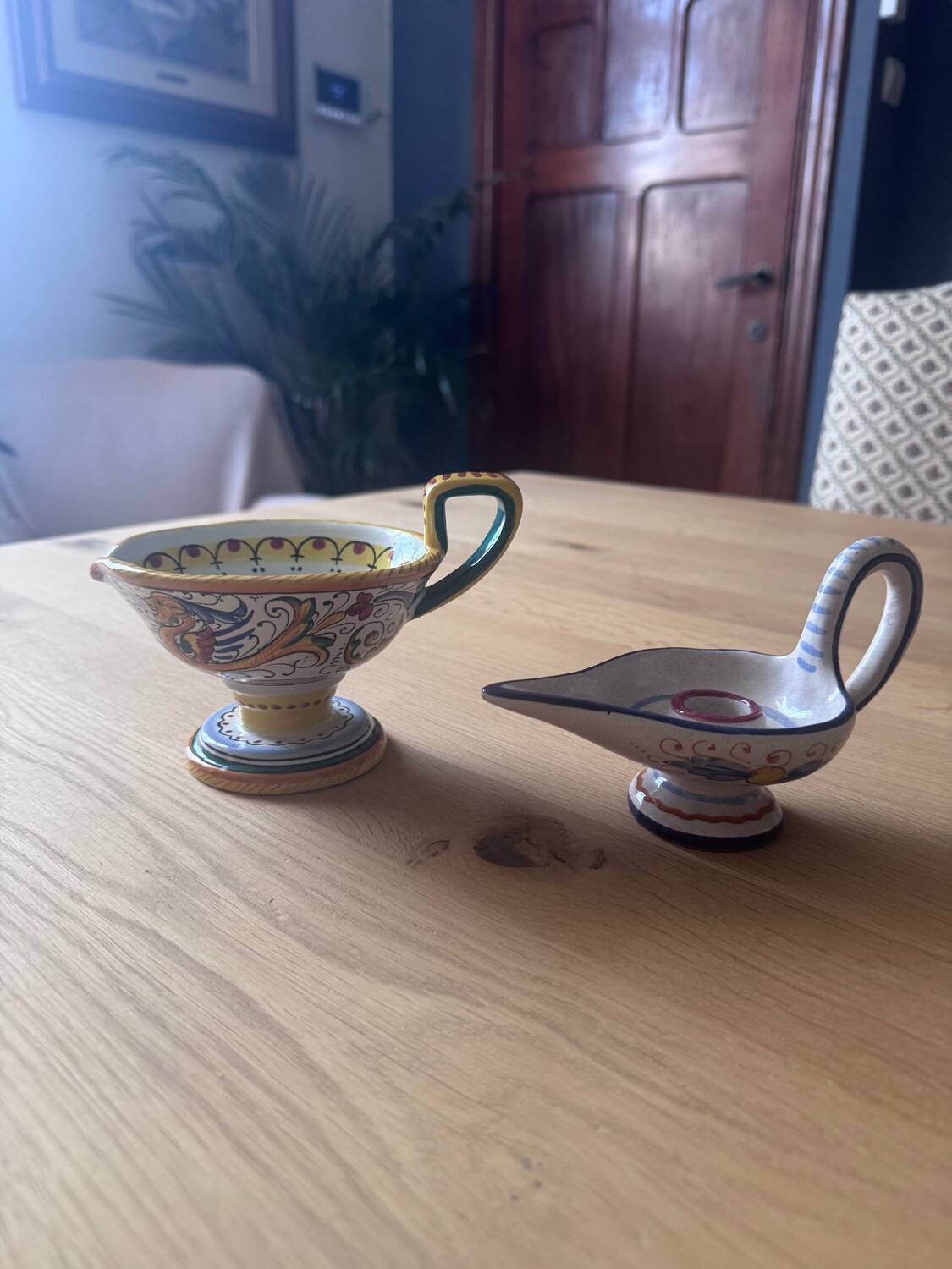 Hand-painted Deruta candlesticks – Italian ceramics – decorative pair