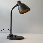 Ancienne lampe de bureau Bauhaus « Bur » modèle 2700