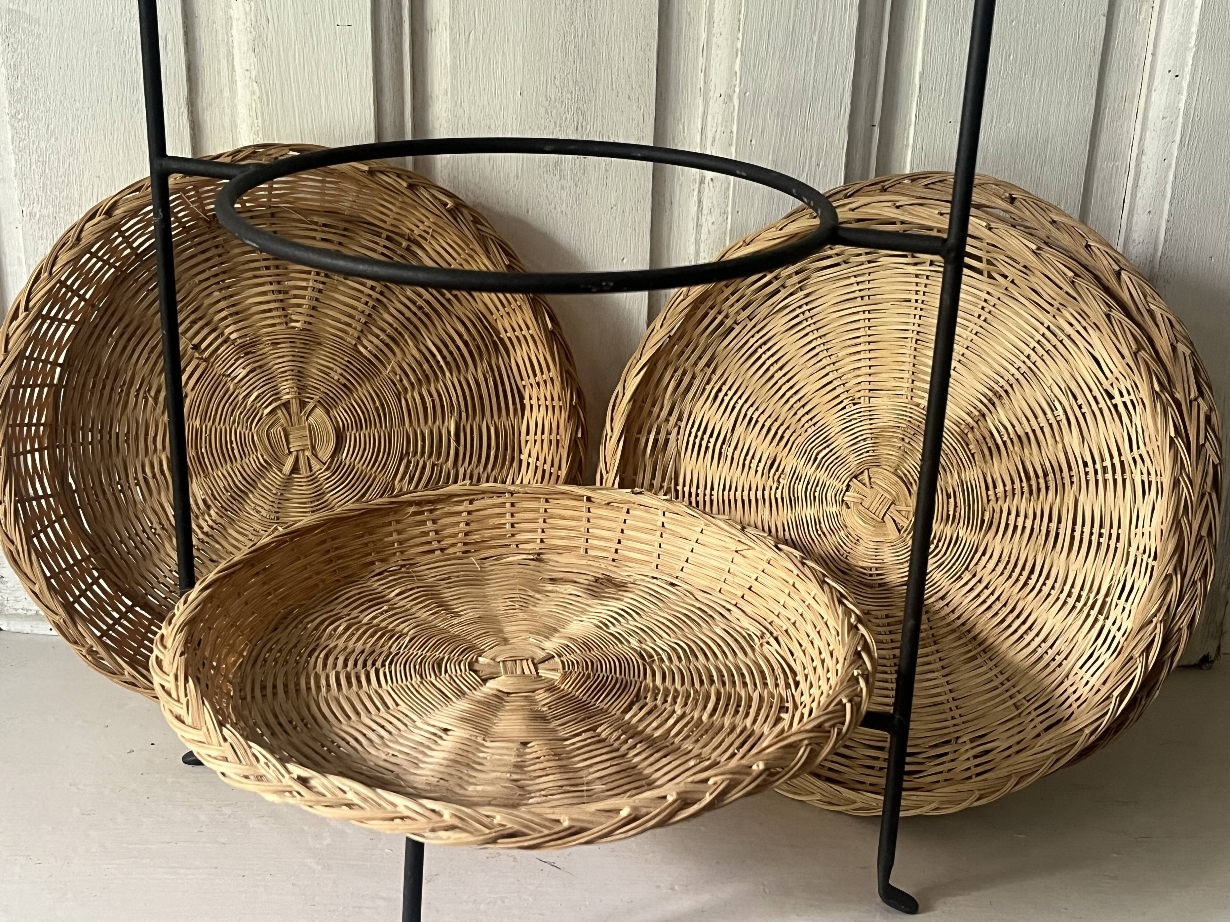 Plate holder, display stand