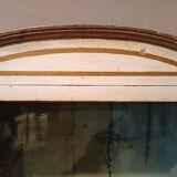 Vitrine en bois laqué et doré du 18ème siècle