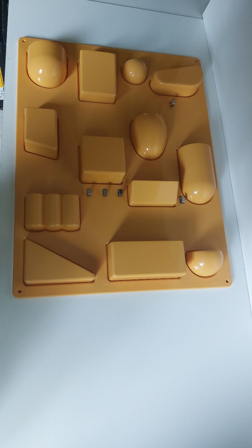 Uten Silo by Dorothee Becker Maurer