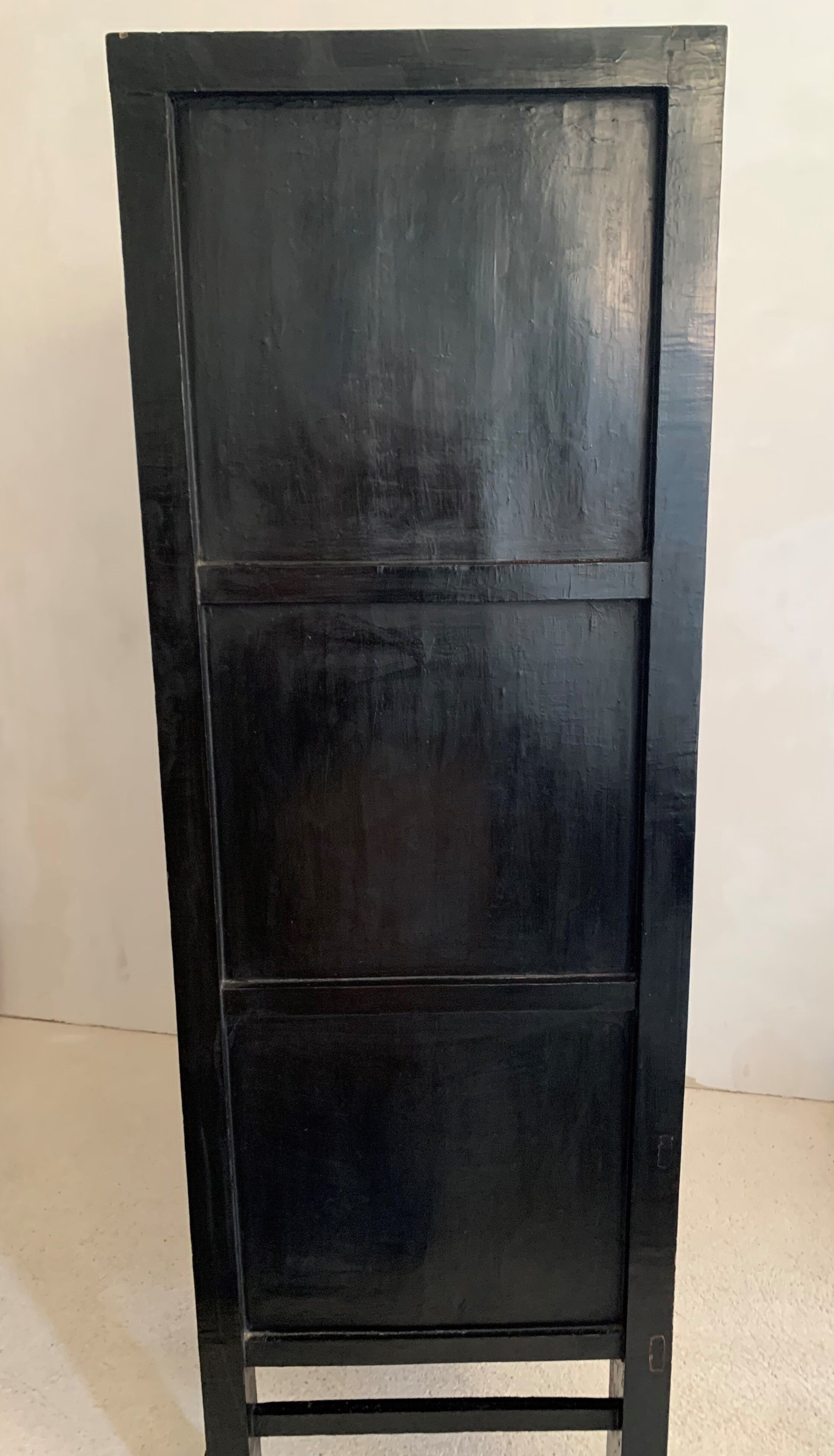 Chinese lacquered cabinet