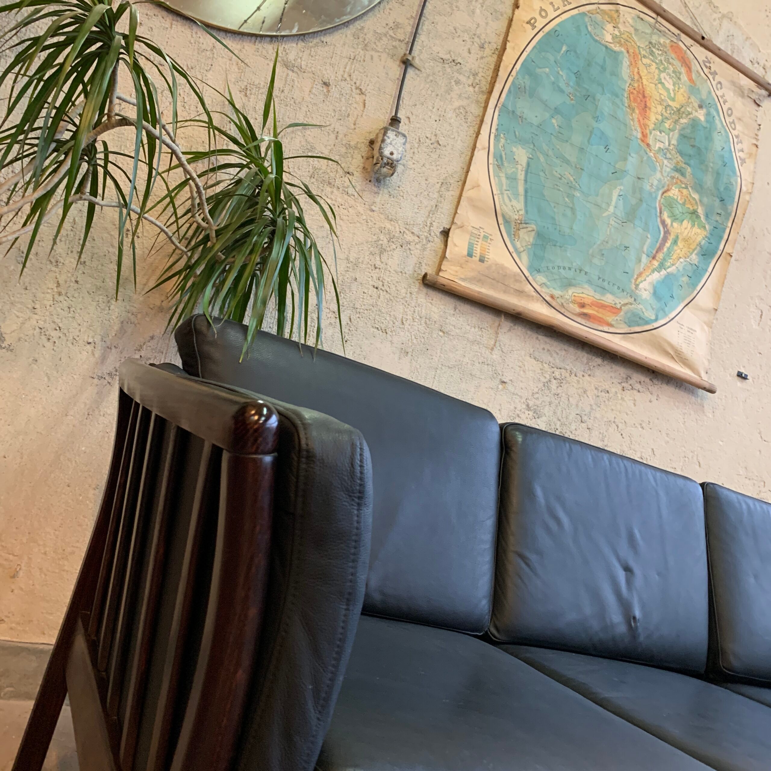 Black 3 seat leather sofa, Denmark 80/90