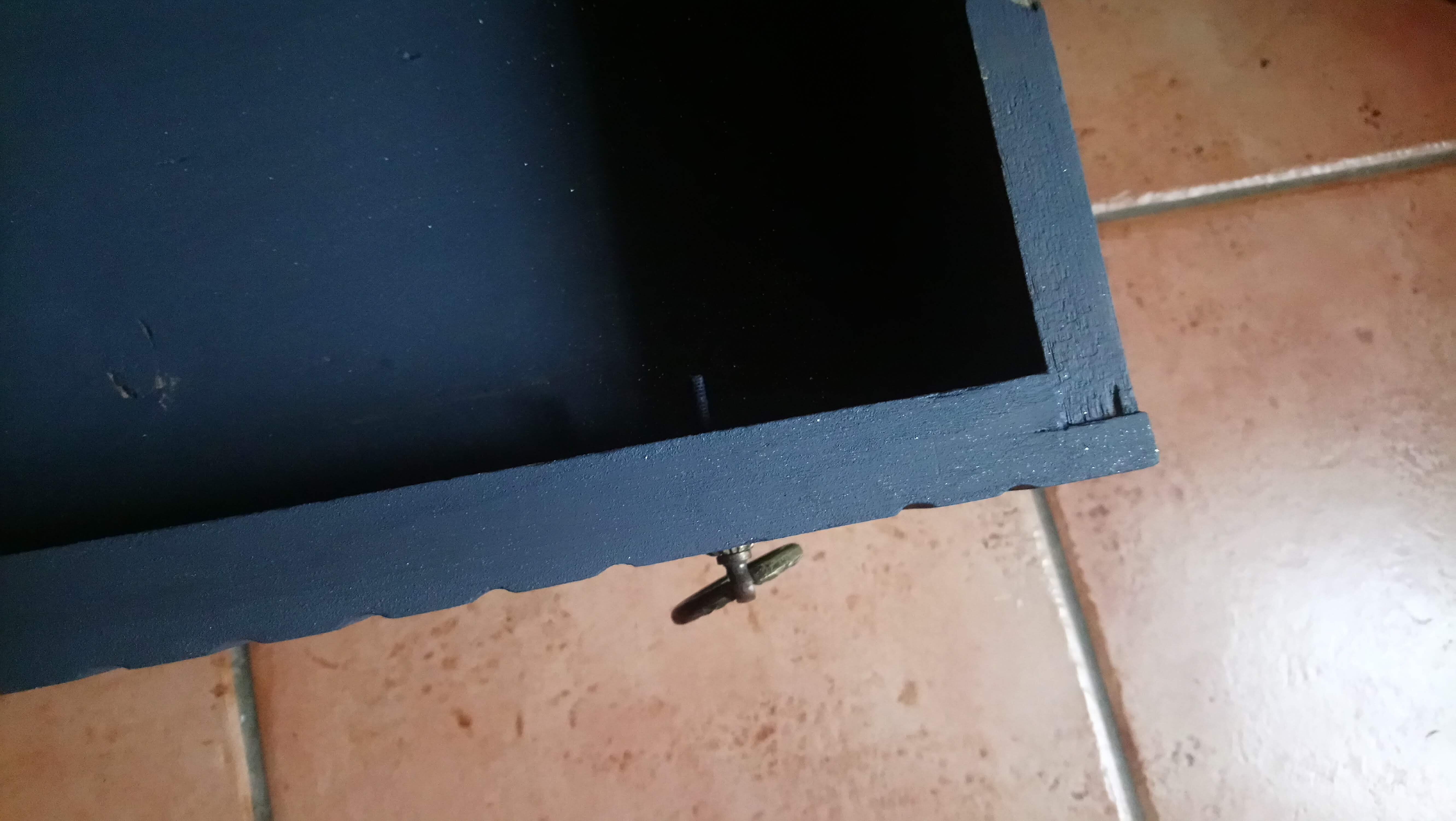 Small closet vintage