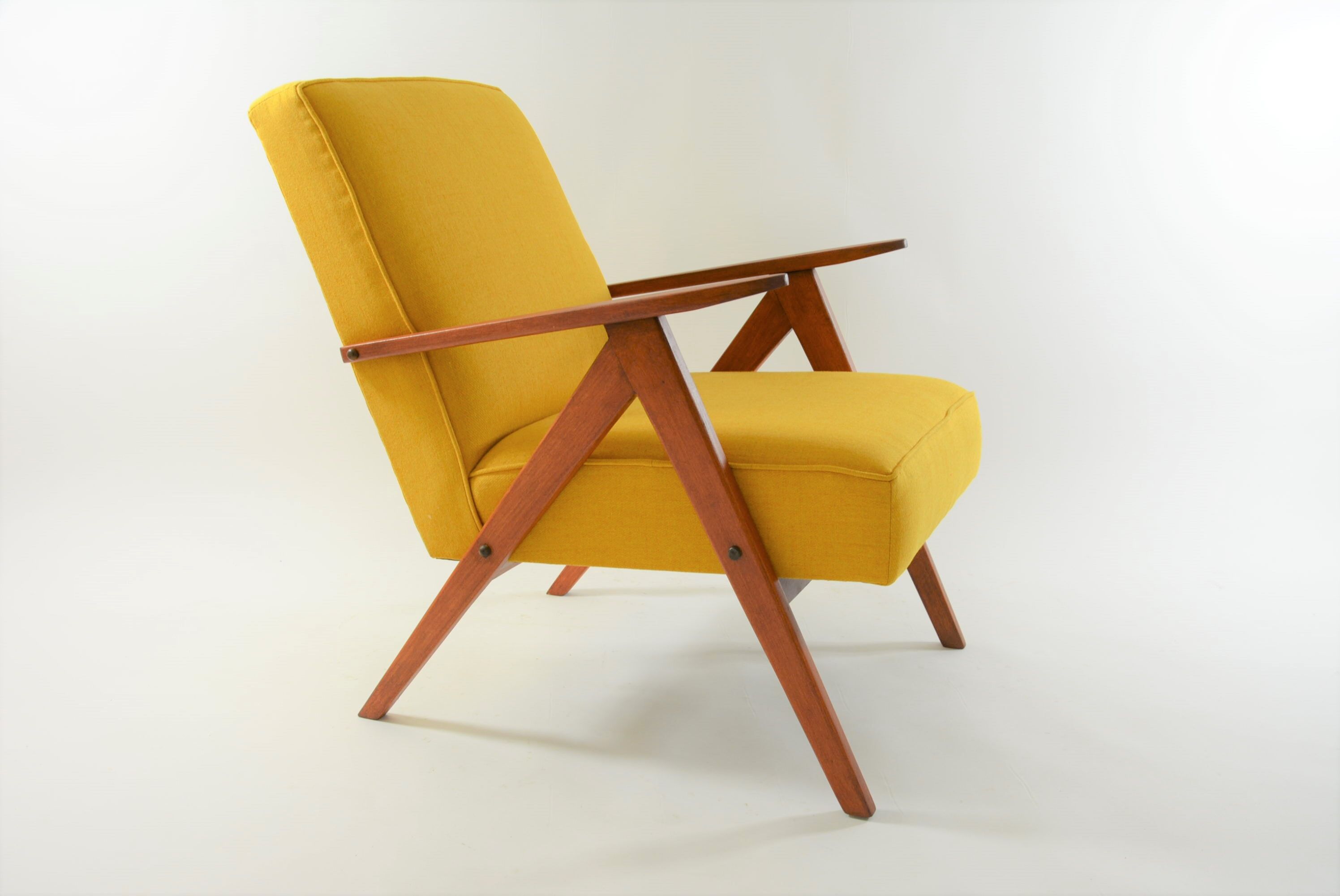 Yellow KOMPAS armchair top back