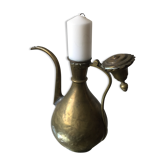 Bougeoir antique d’Ewer en laiton