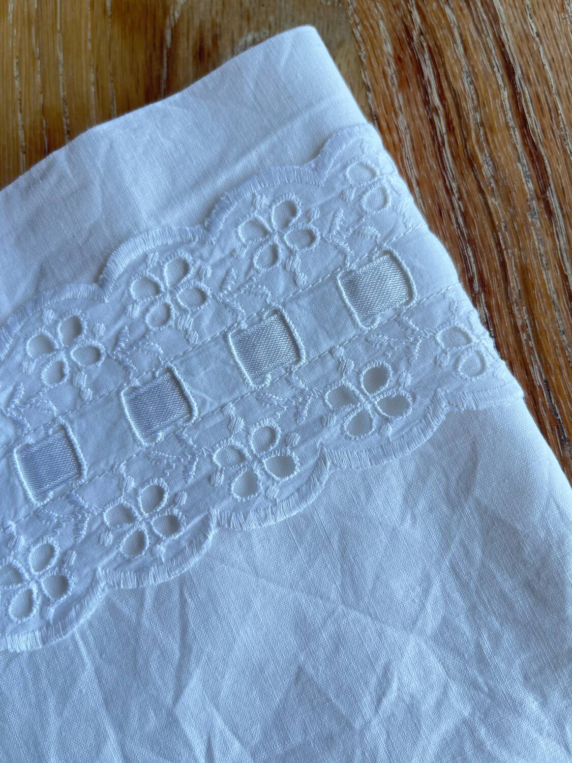 Baby sheet and pillowcase