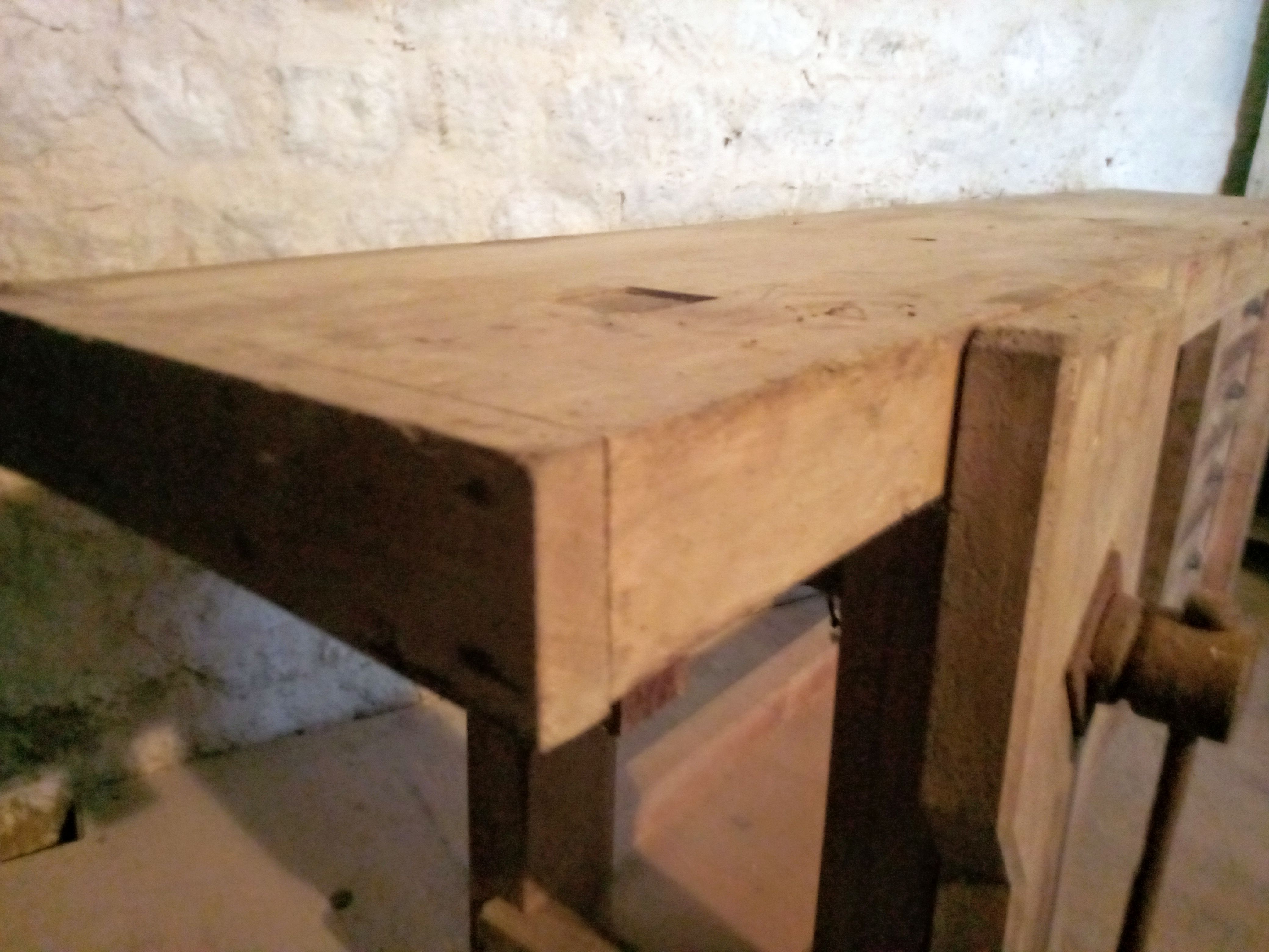 Established primitive console