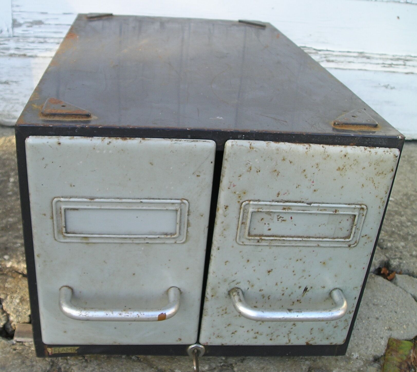 2 drawers Flambolocker
