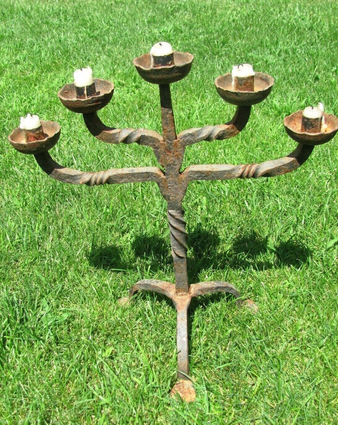 Wrought iron candlestick of castle - 5 branches aligned