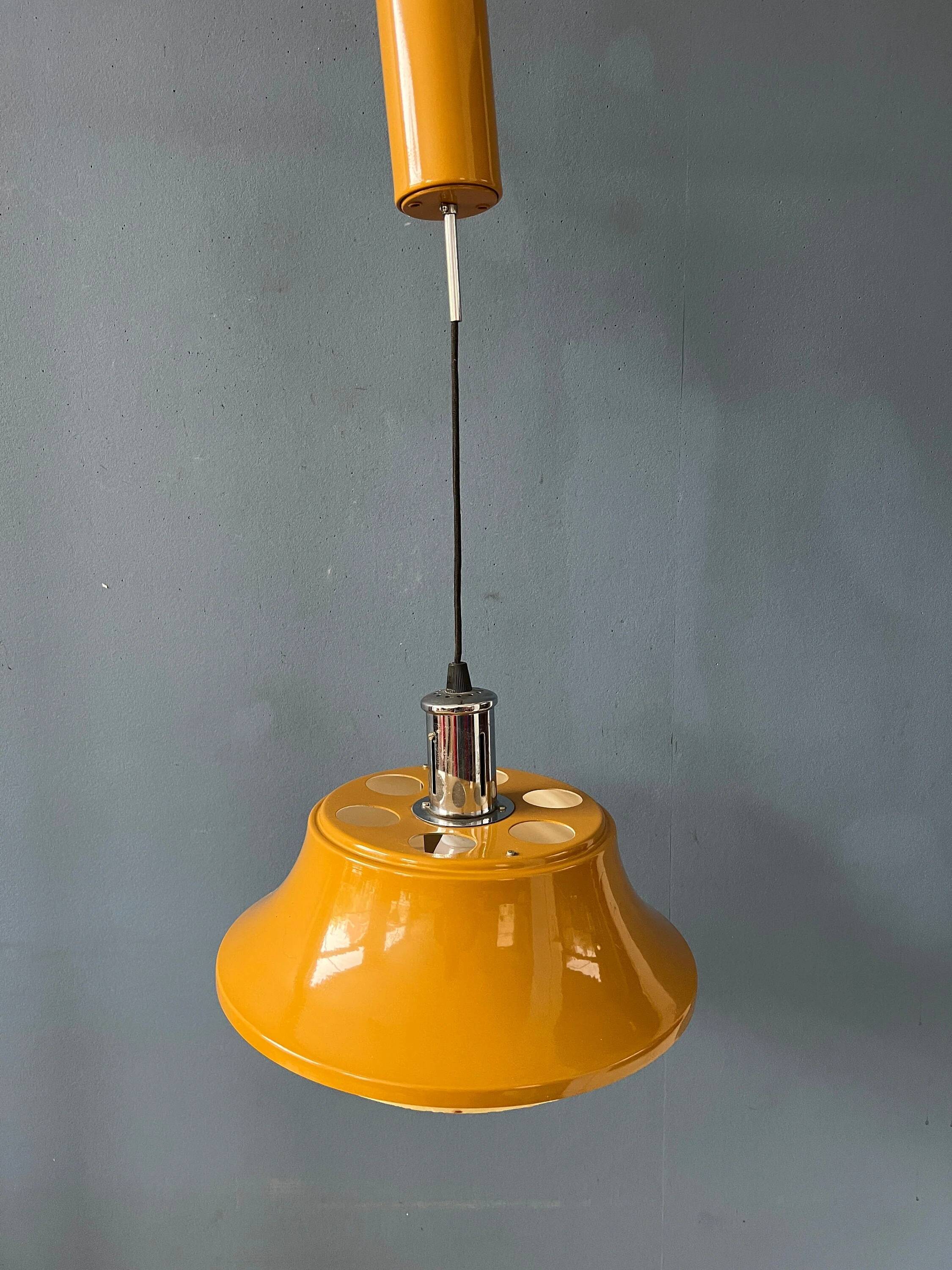 Yellow metal suspension Mid-Century