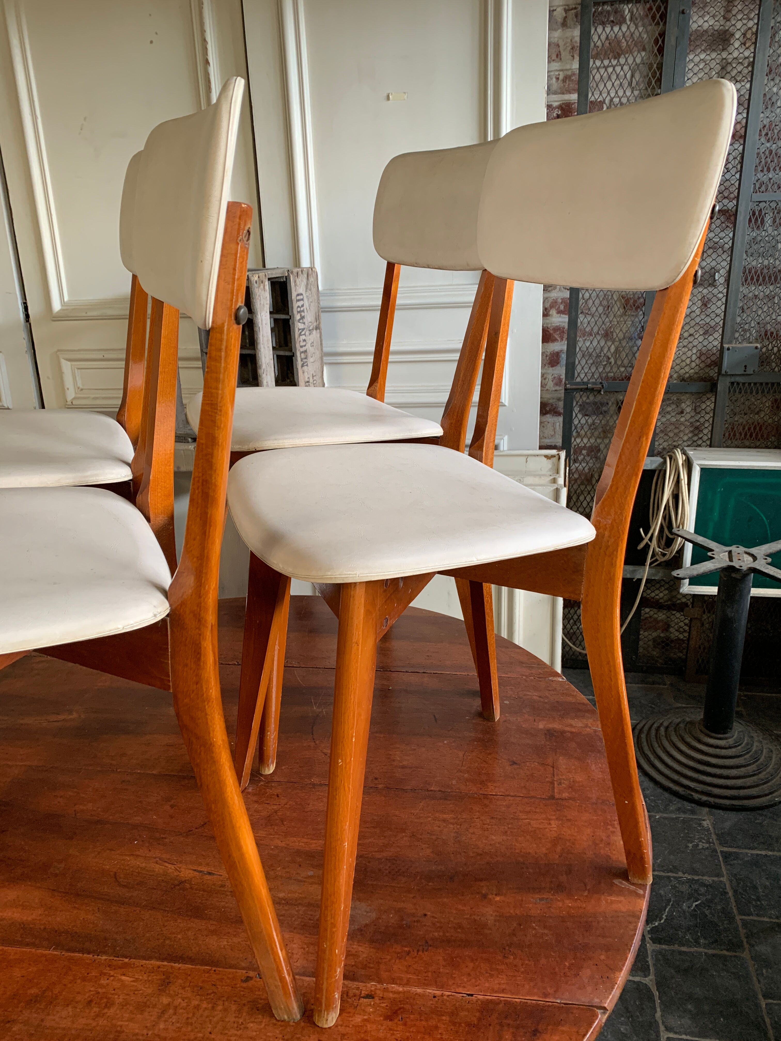Series of 4 vintage chairs