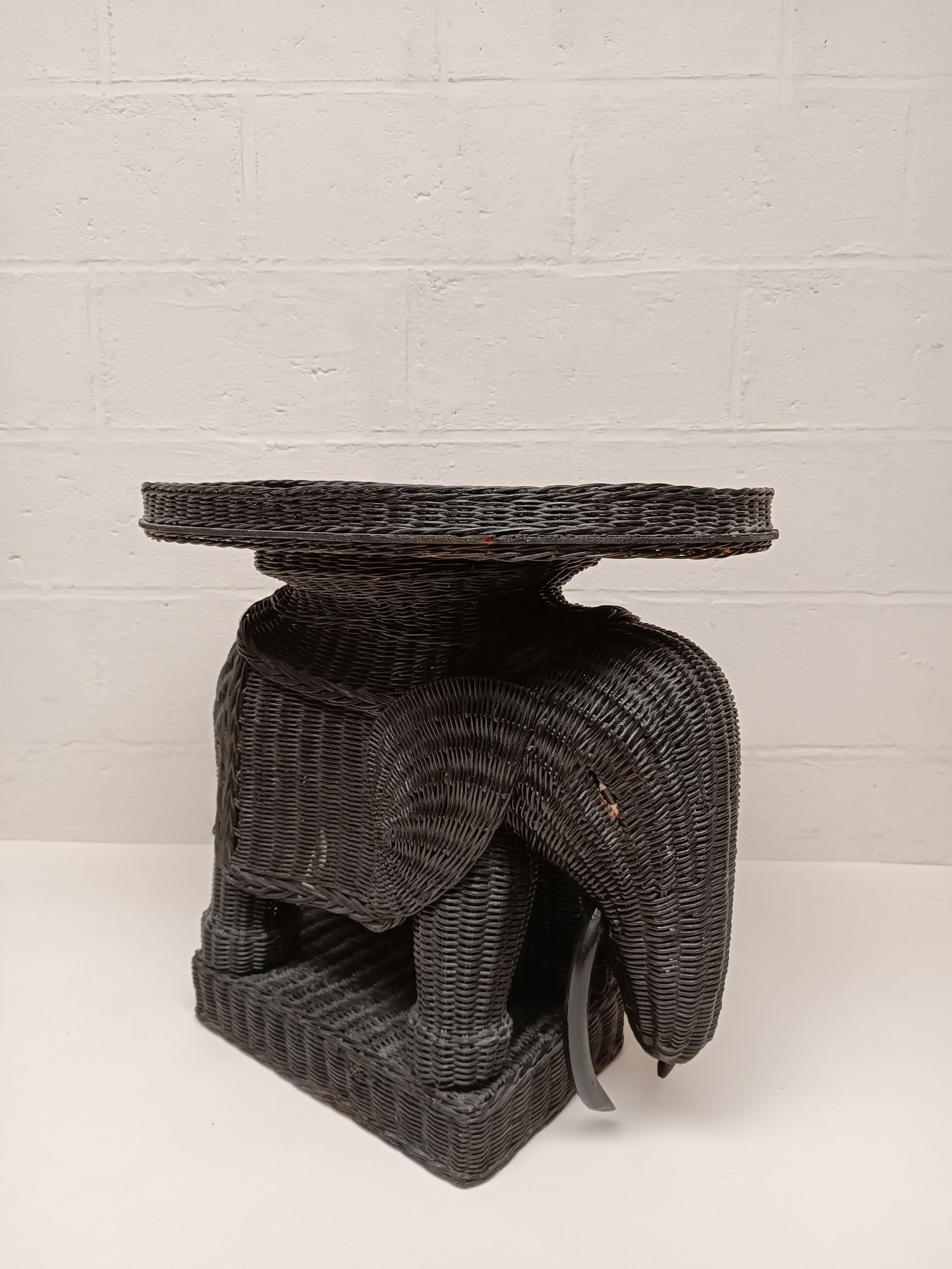 Coffee table elephant wicker and rattan 70s