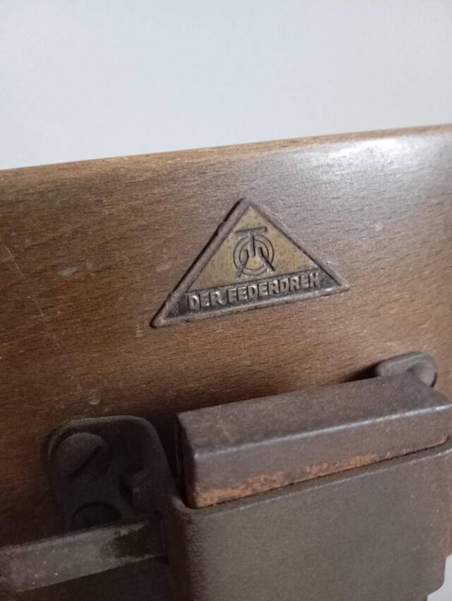 Workshop chair "Der Federdreh"