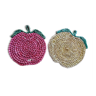 Raffia underside fruit shape apple
