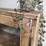 Small Bohemian Showcase
