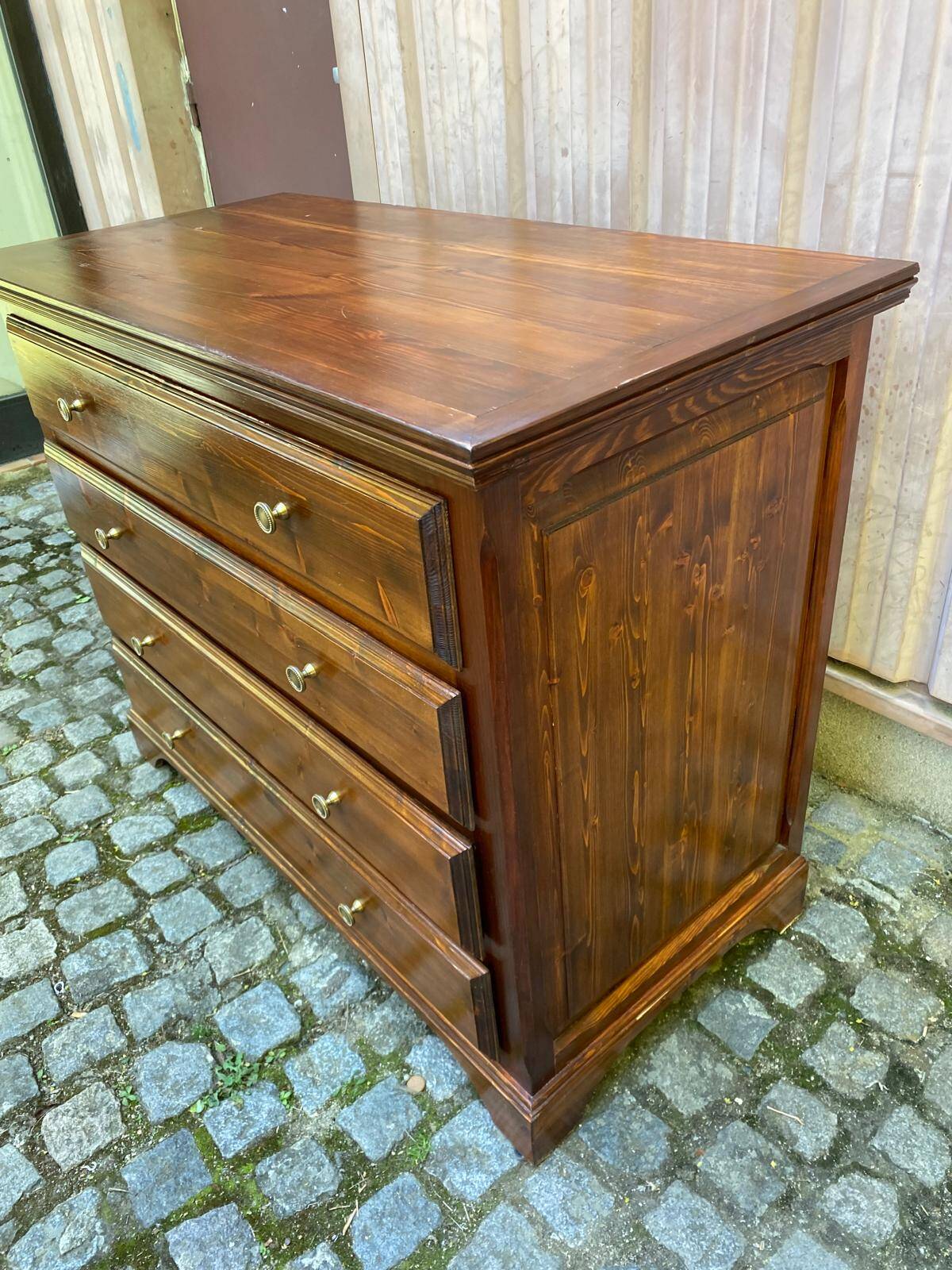 Louis Philippe vintage chest of drawers in solid wood from the 1950s.