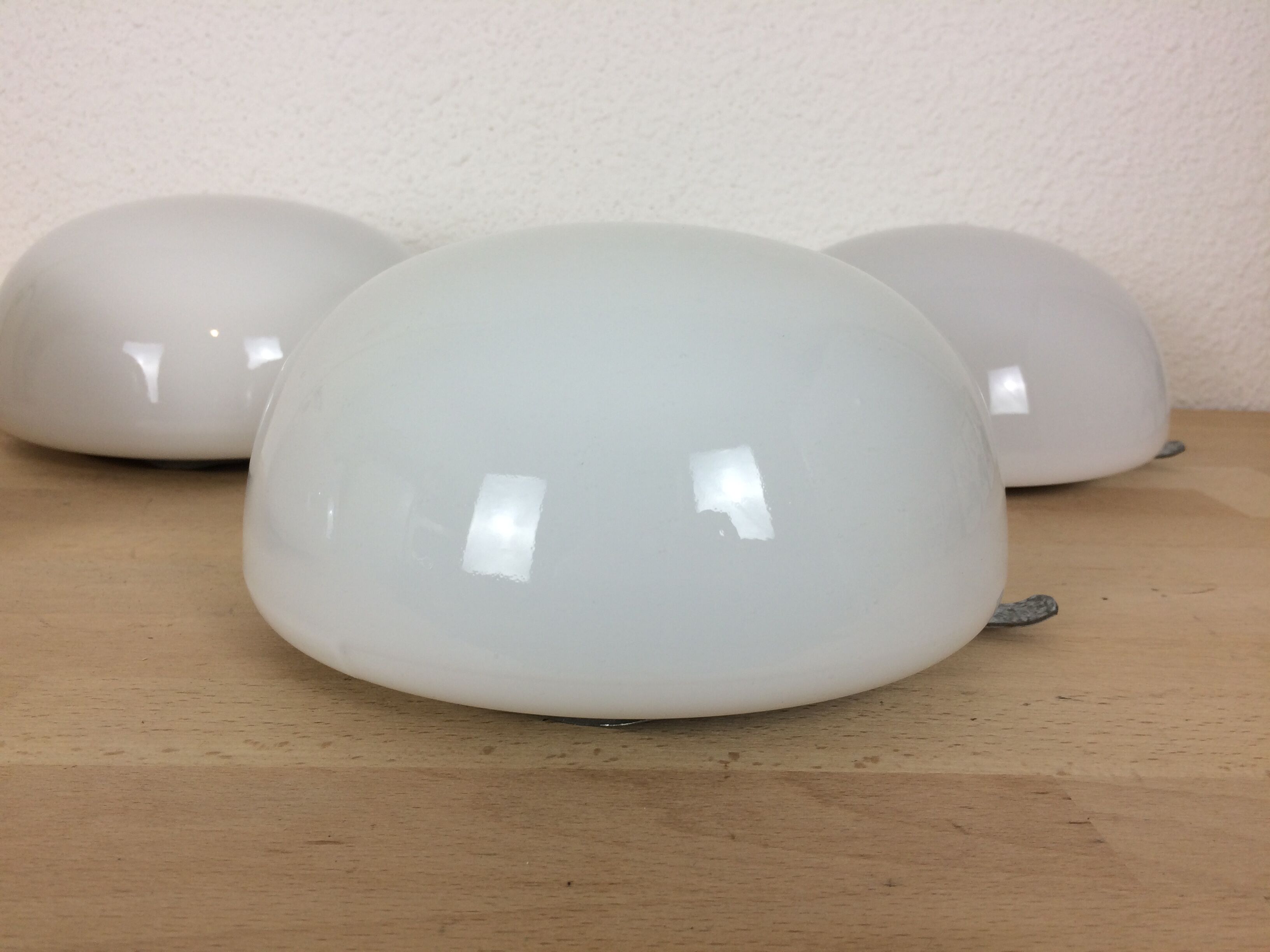 Set of 4 wall light opaline balls, half spheres