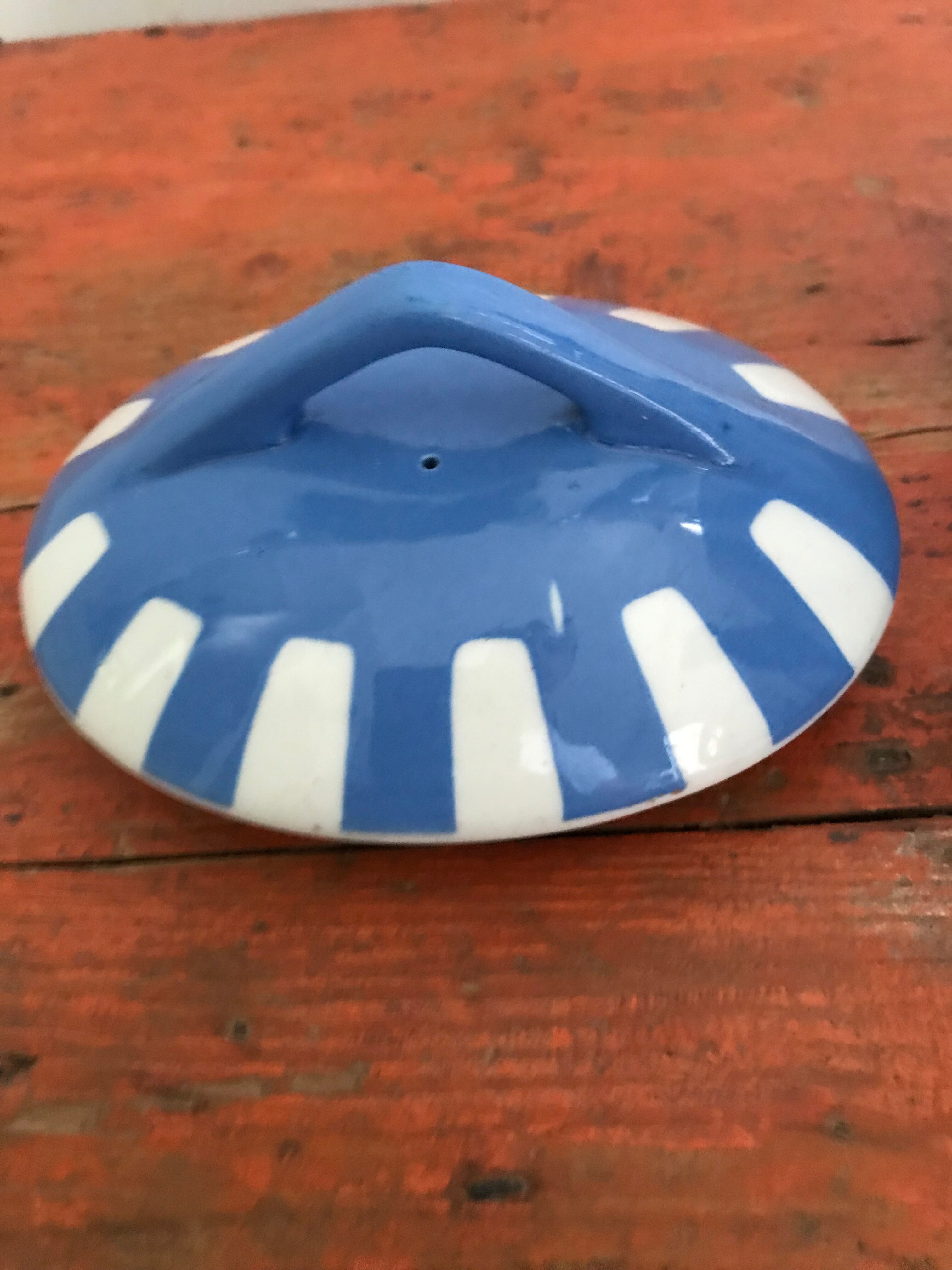 Fox-Trott teapot, Sarreguemines.