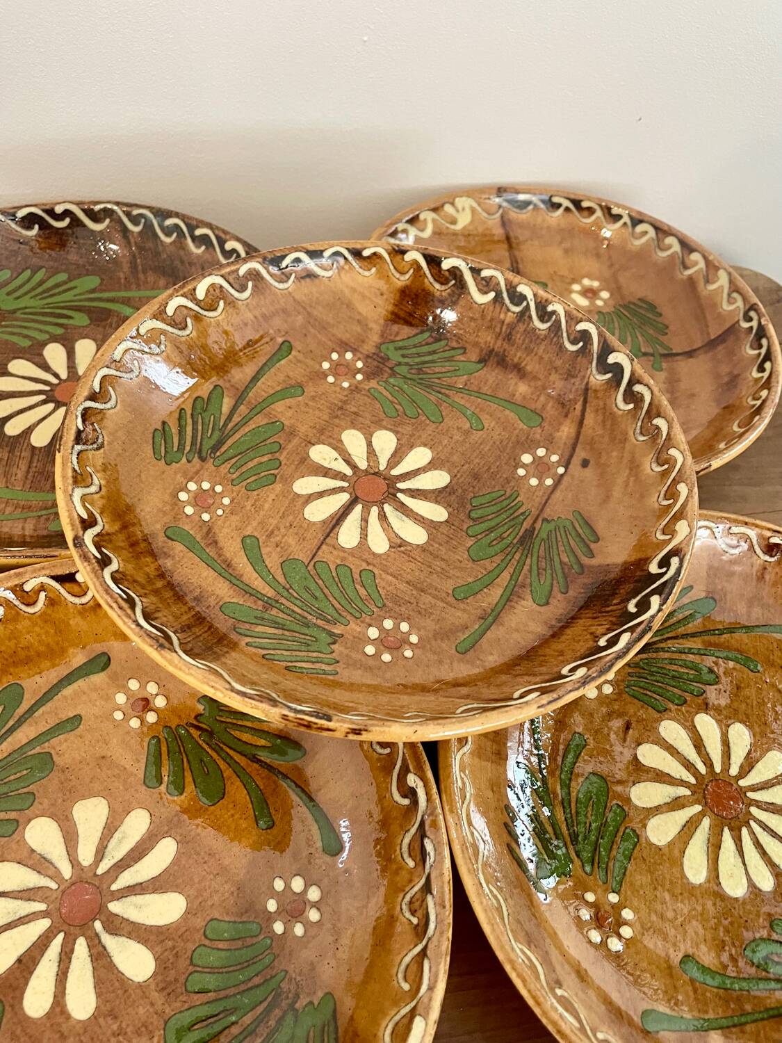 Set of 4 terracotta plates