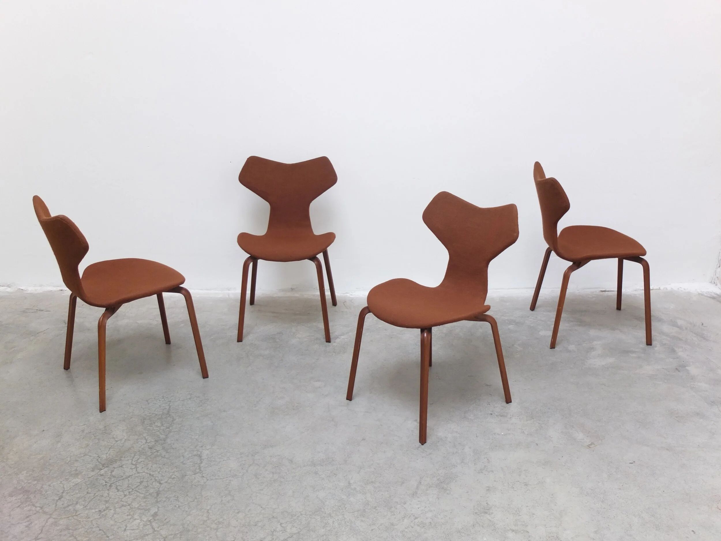 Rare set of 4 first edition 'Grand Prix' chairs by Arne Jacobsen for Fritz Hansen, 1959