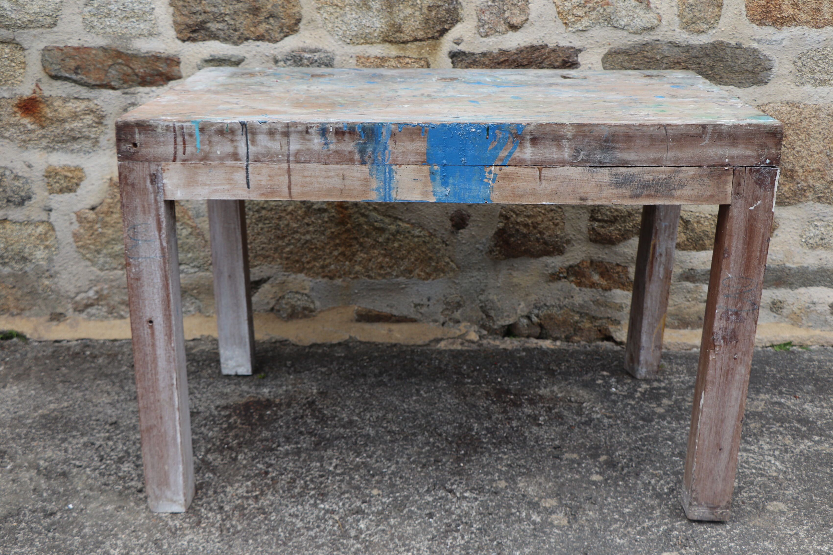 Sculptor table - craft furniture