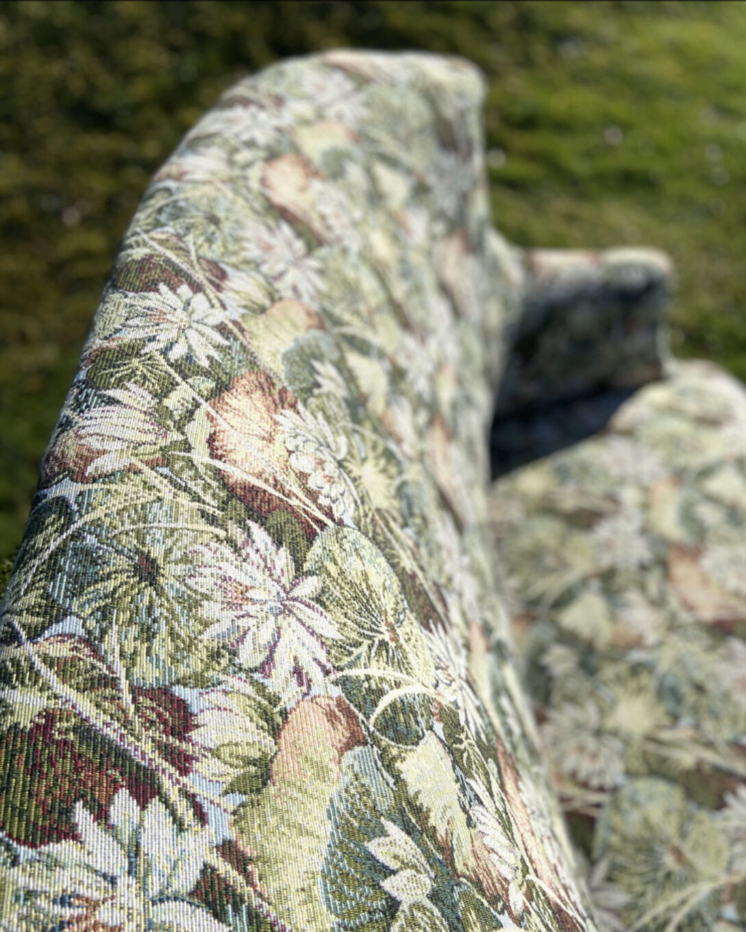 Napoleon III style bench completely renovated