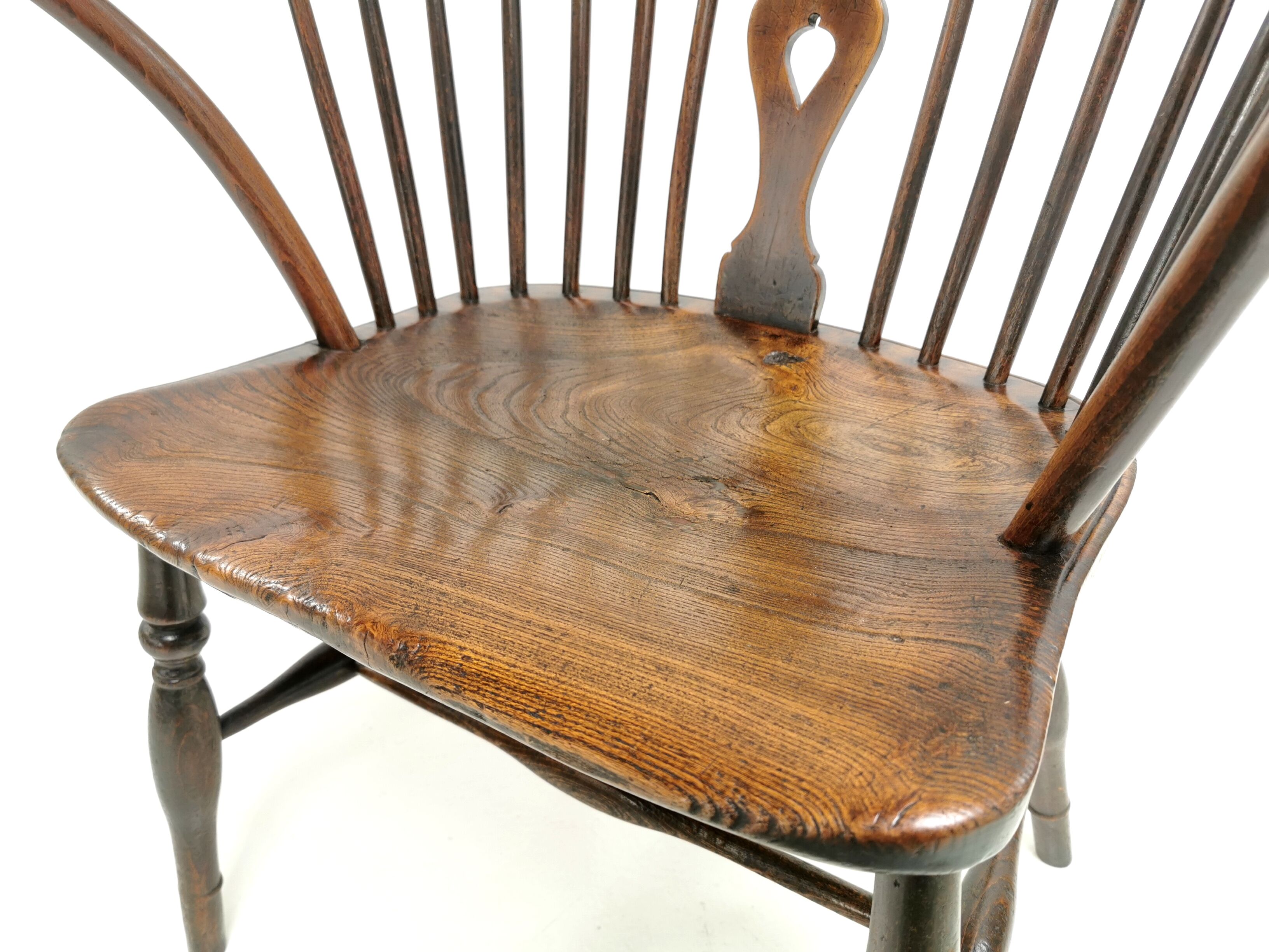 Antique 19th Century Thames Valley Wheel Back Windsor Armchair