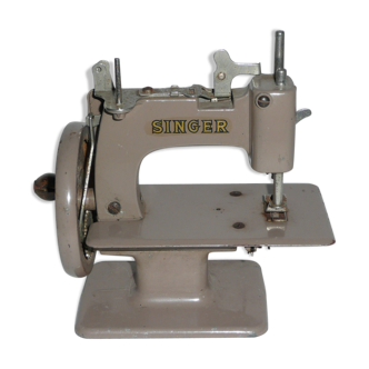 Child toy sewing machine 1960