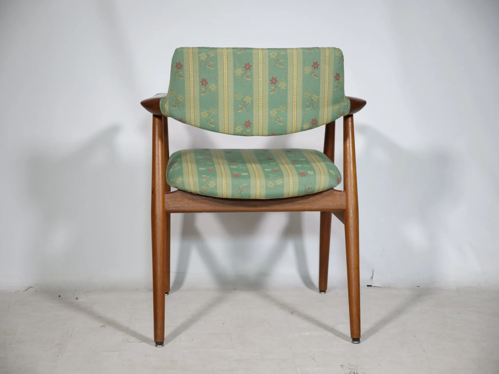 Fauteuil des années 60 en teck par Erik Kirkegaard pour Glostrup.