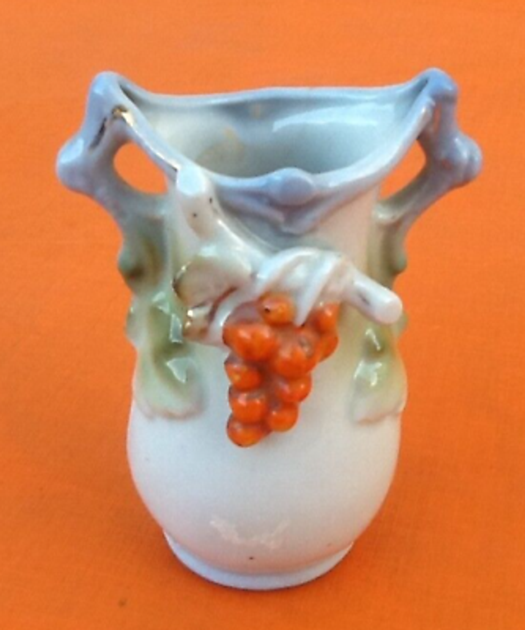 Vase   céramique à décor floral