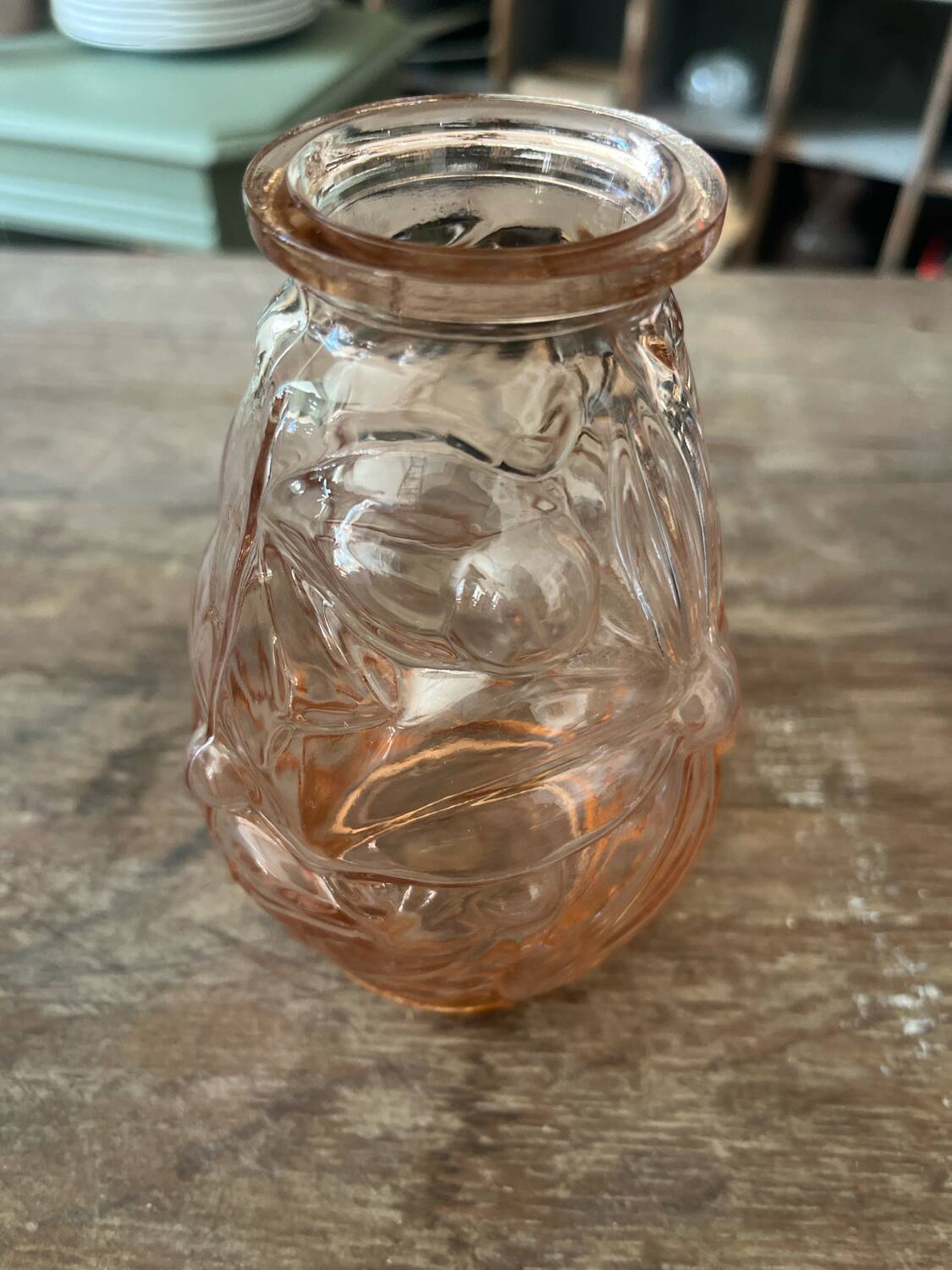 Pink chiseled glass vase