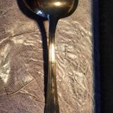 Silver metal cutlery set