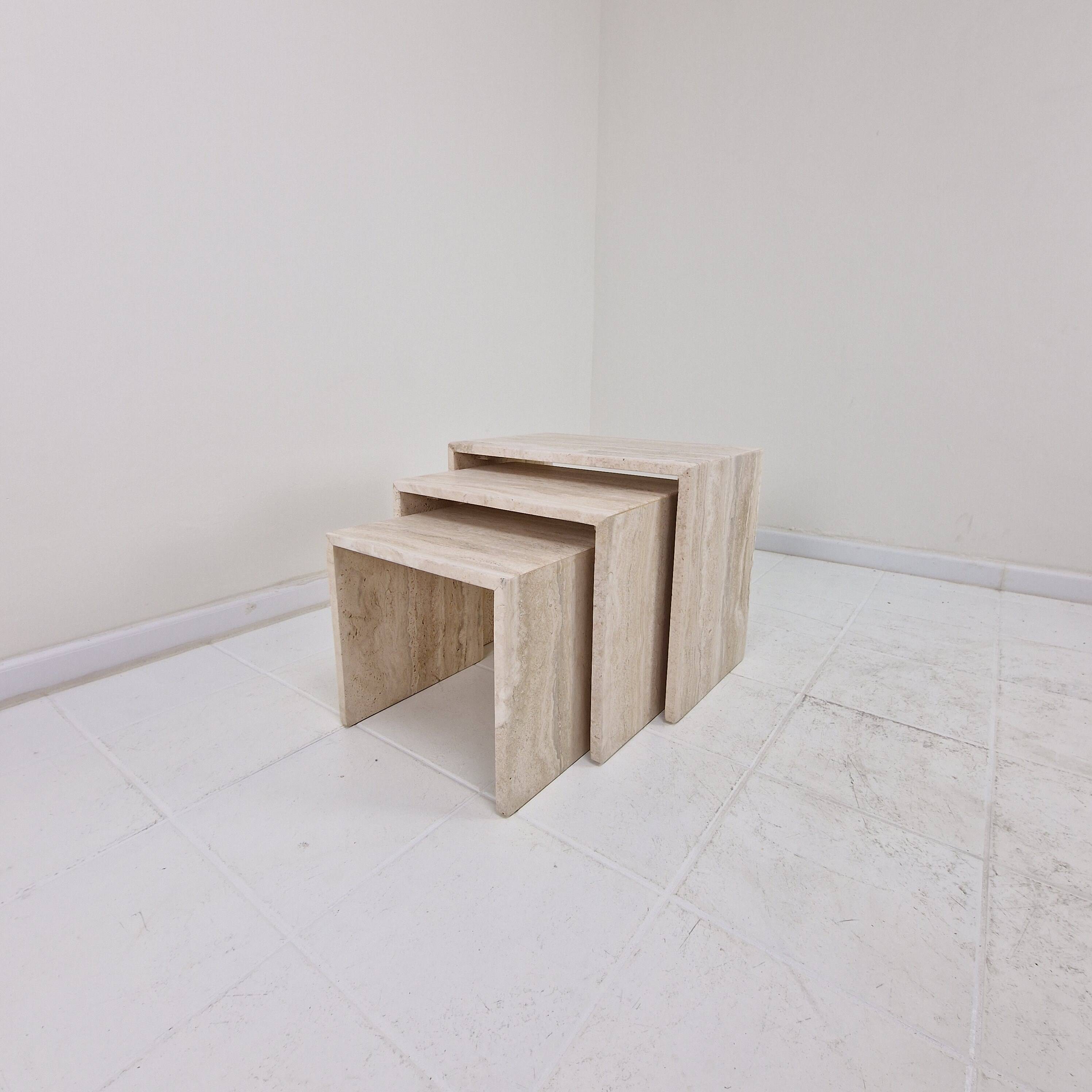 Italian 1980s Grooved Travertine Nesting Tables – Set of 3