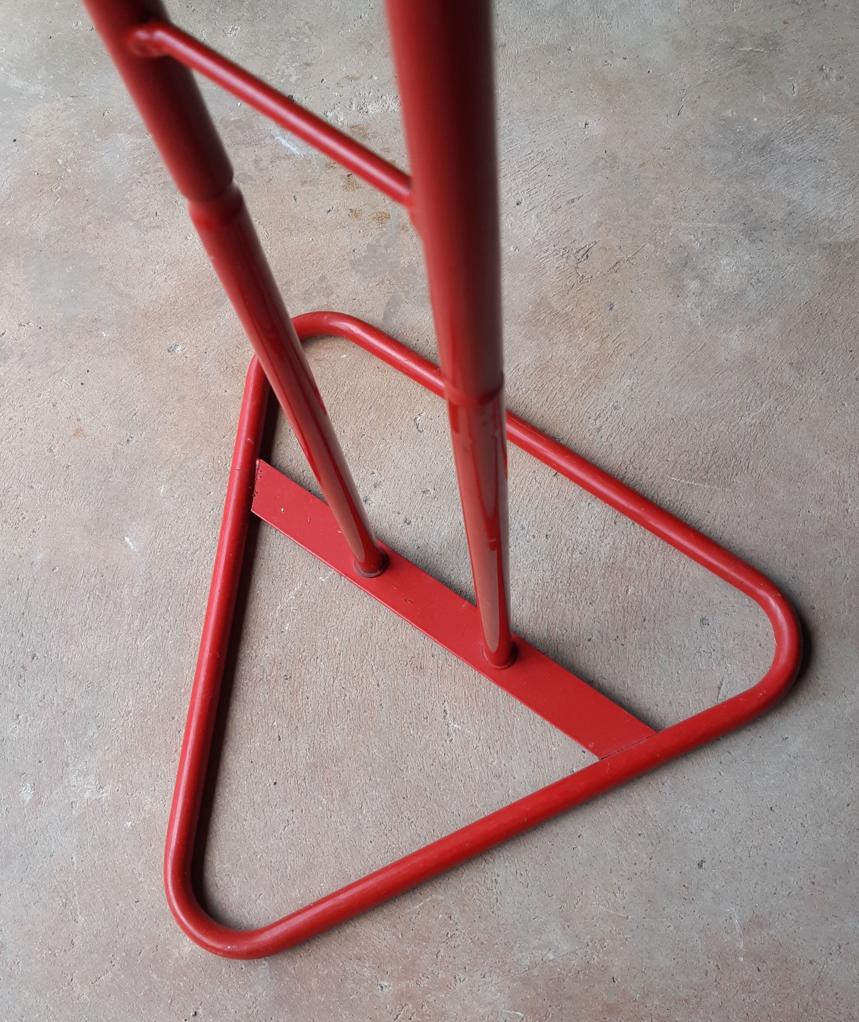 Valet, metal tubing, 80s