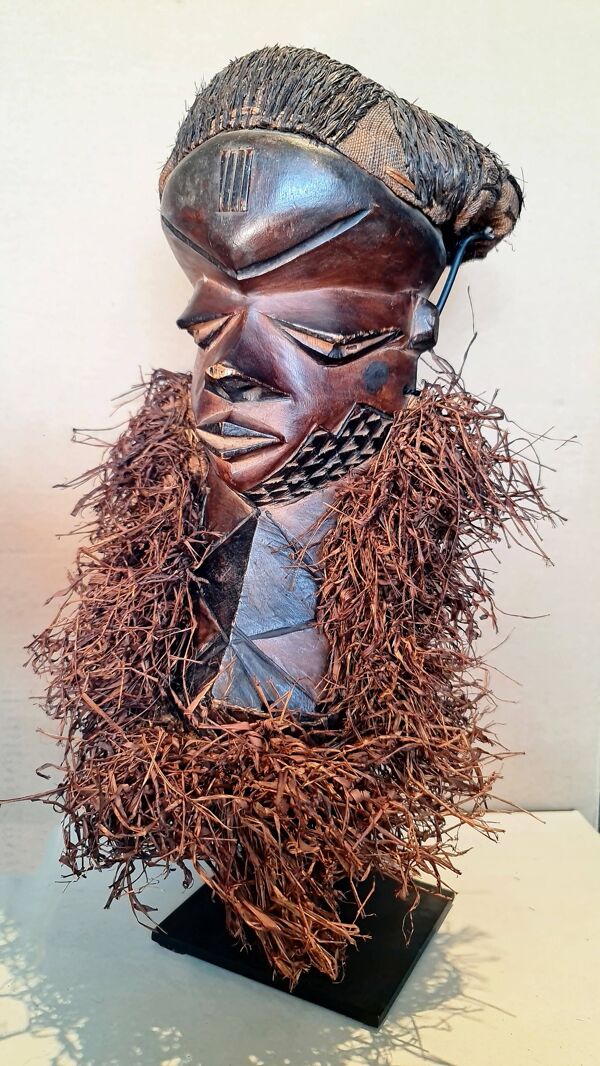 Masque pende, république démocratique du congo