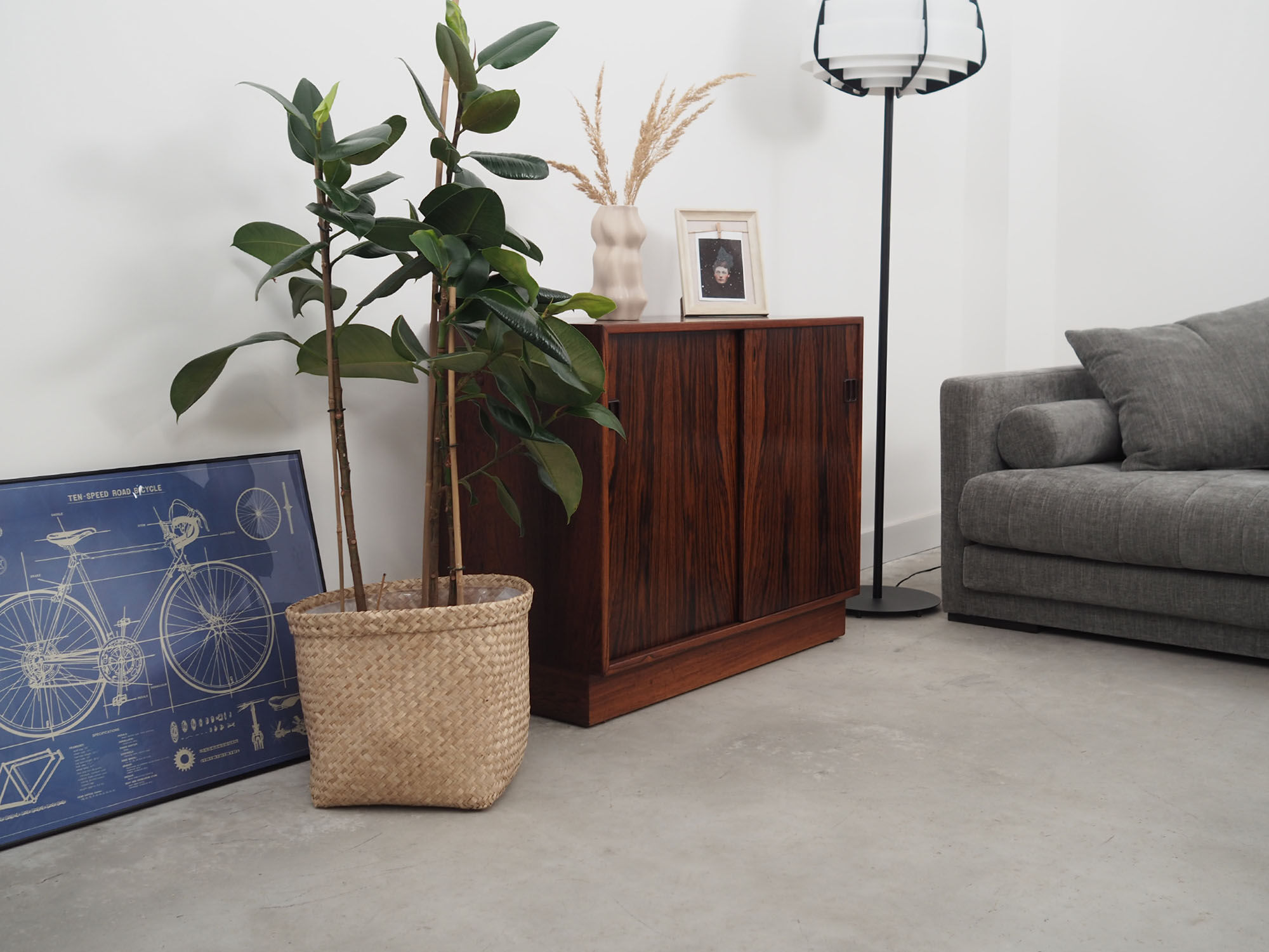 Rosewood commode, Danish design, 1960s, manufactured by Hjørnebo