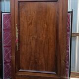 Cabinet bonnetière in solid oak and partial veneer