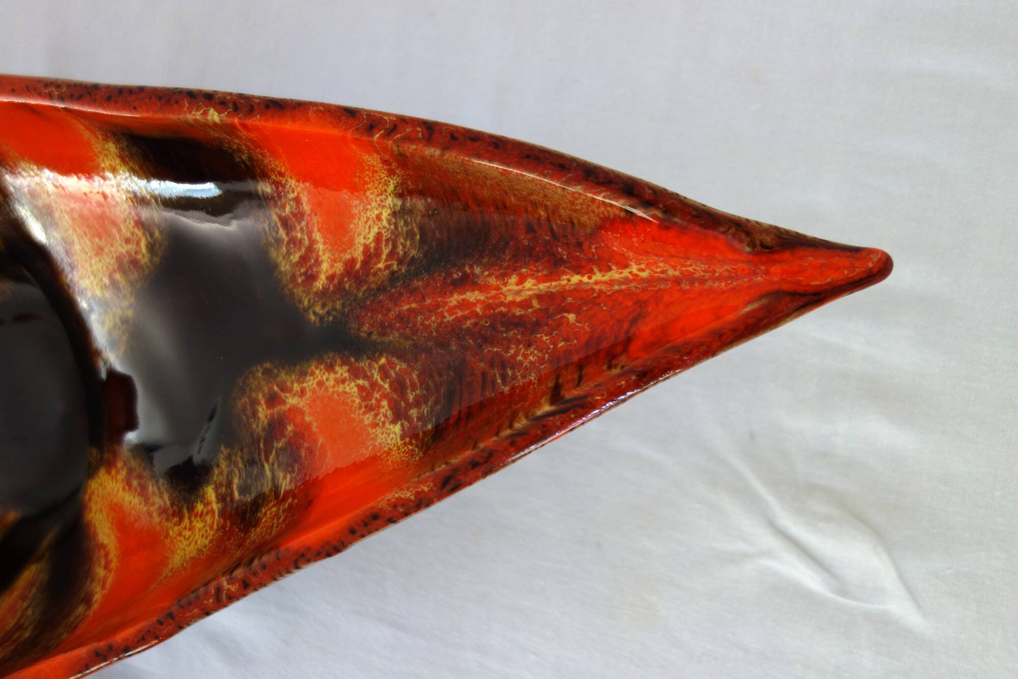 Huge fruit bowl signed Luc, Vallauris, 1950s/1960s